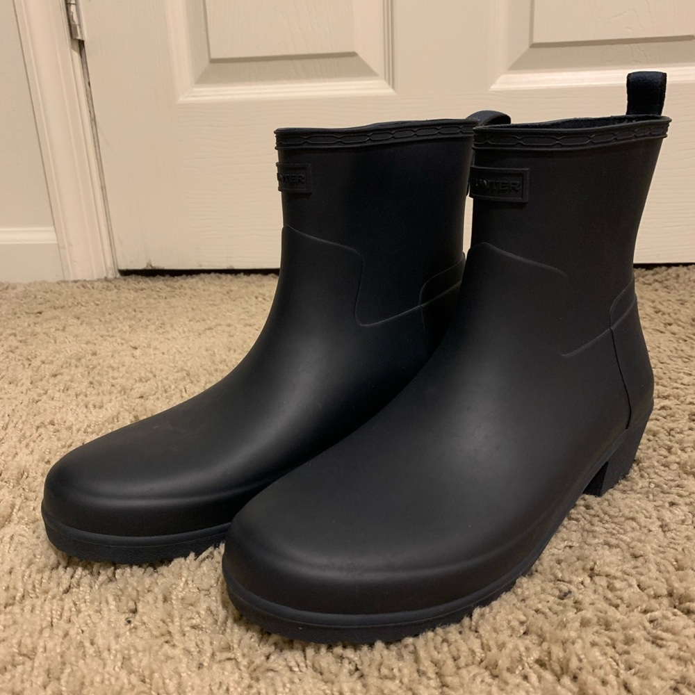 Hunter Rain Booties in navy